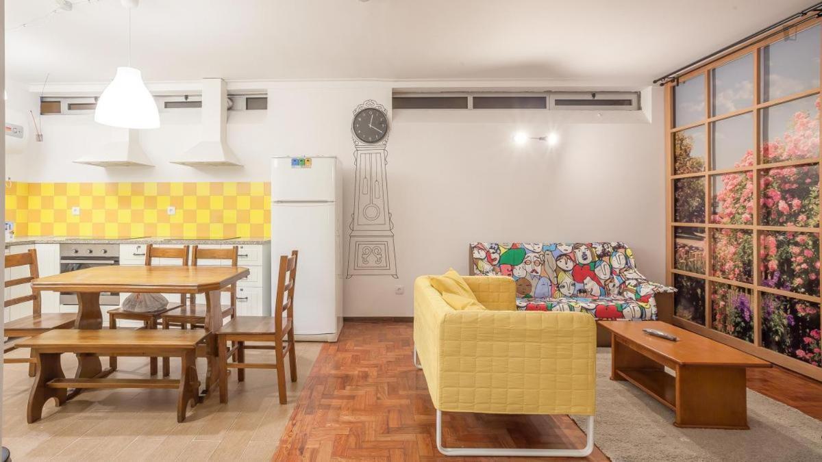Residencia Laranjeira Hostel ปอร์โต ภายนอก รูปภาพ